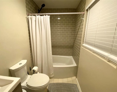 828 22nd Avenue N - Photo Thumbnail 11