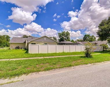 1108 Dockside Drive - Photo Thumbnail 8