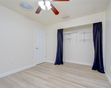 1108 Dockside Drive - Photo Thumbnail 52