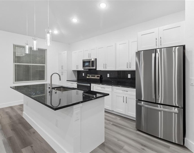 1449 Kathleen Road - Photo Thumbnail 5