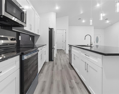 1449 Kathleen Road - Photo Thumbnail 4