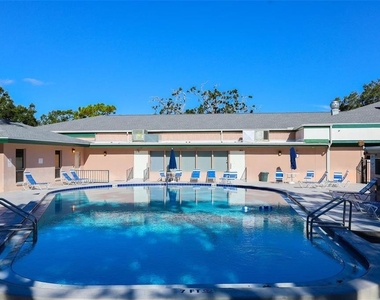 2003 Greenbriar Boulevard - Photo Thumbnail 10