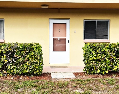 2003 Greenbriar Boulevard - Photo Thumbnail 1