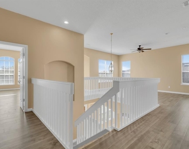 2827 Sand Arbor Circle - Photo Thumbnail 4