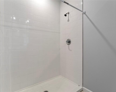 1582 Finnigan Circle - Photo Thumbnail 19