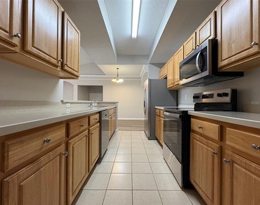 12021 Villanova Drive - Photo Thumbnail 7