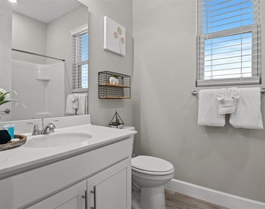 1804 Vista View Drive - Photo Thumbnail 22