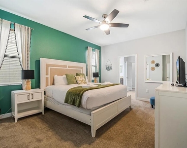 1433 Thunderbird Road - Photo Thumbnail 14