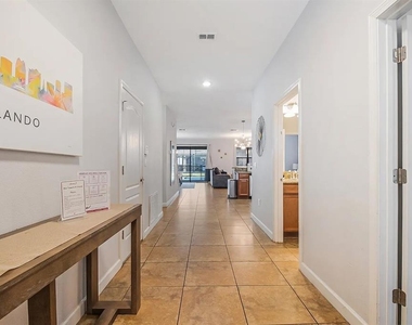 1433 Thunderbird Road - Photo Thumbnail 2