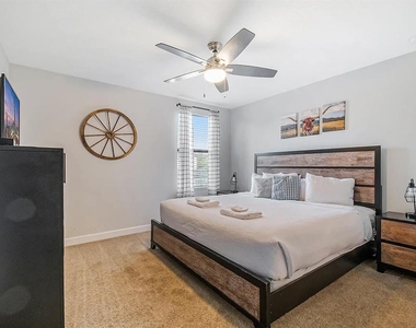 1433 Thunderbird Road - Photo Thumbnail 45
