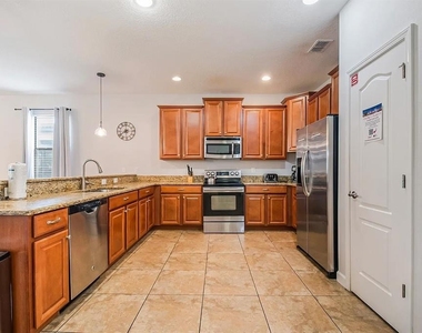 1433 Thunderbird Road - Photo Thumbnail 19