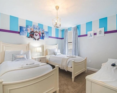 1433 Thunderbird Road - Photo Thumbnail 37