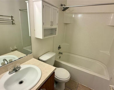 124 E 17th Street - Photo Thumbnail 7