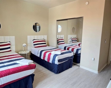 912 Charo Parkway - Photo Thumbnail 18