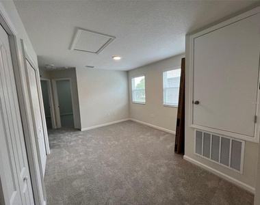 2779 Narcoossee Commons Way - Photo Thumbnail 9