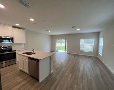 2779 Narcoossee Commons Way - Photo Thumbnail 2