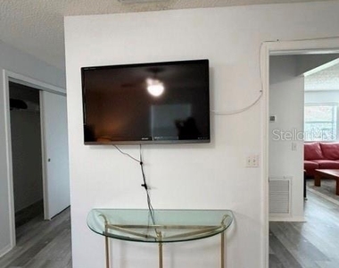 335 San Marino Drive - Photo Thumbnail 25