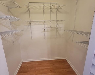 3401 E Fort King Street - Photo Thumbnail 4