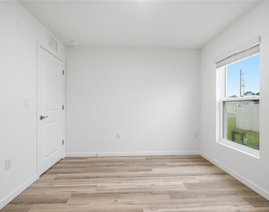 3059 Ne 20th Terrace - Photo Thumbnail 22