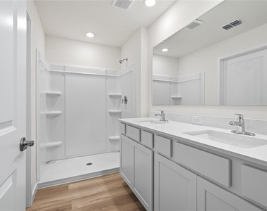 3059 Ne 20th Terrace - Photo Thumbnail 13