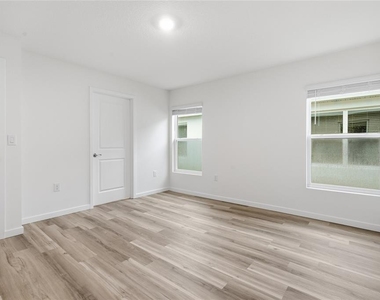 3059 Ne 20th Terrace - Photo Thumbnail 15