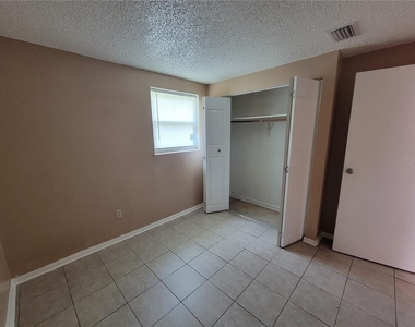 14297 Sw 39th Terrace - Photo Thumbnail 5