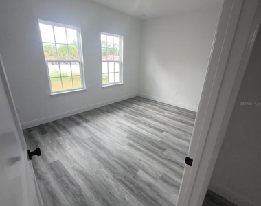 171 Marion Oaks Trail - Photo Thumbnail 15
