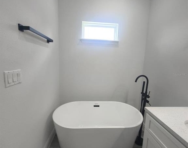171 Marion Oaks Trail - Photo Thumbnail 9