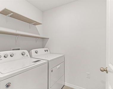8687 Sw 49th Terrace - Photo Thumbnail 25