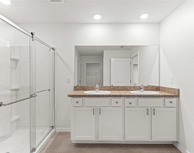 8687 Sw 49th Terrace - Photo Thumbnail 19