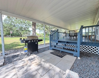 7320 Sw 22nd Street - Photo Thumbnail 3