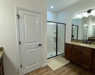 3339 Nw 52nd Avenue Road - Photo Thumbnail 14