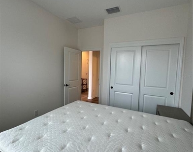 3339 Nw 52nd Avenue Road - Photo Thumbnail 4