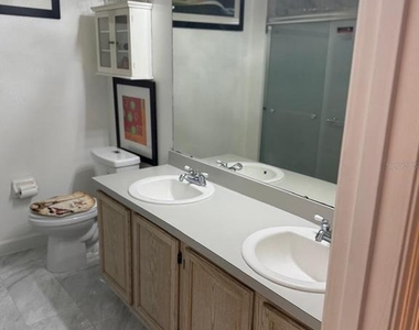 1007 Byerly Way - Photo Thumbnail 9