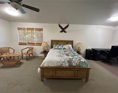 18620 Wayne Road - Photo Thumbnail 1