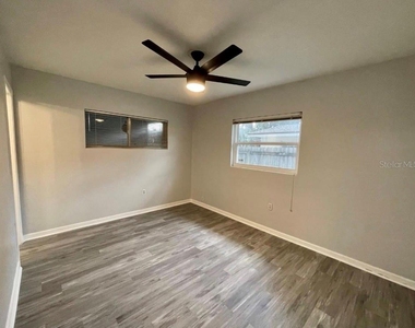 1751 Westchester Avenue - Photo Thumbnail 4