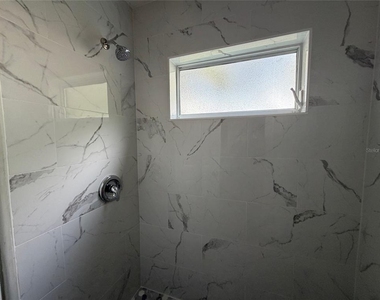502 Varsity Street - Photo Thumbnail 4