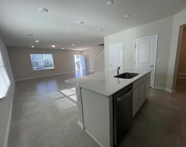 3355 Vine Leaf Street - Photo Thumbnail 2