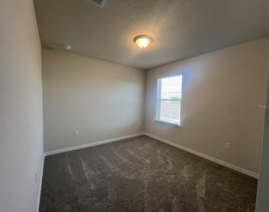 3355 Vine Leaf Street - Photo Thumbnail 13