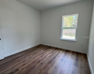 9905 N Odessa Way - Photo Thumbnail 15