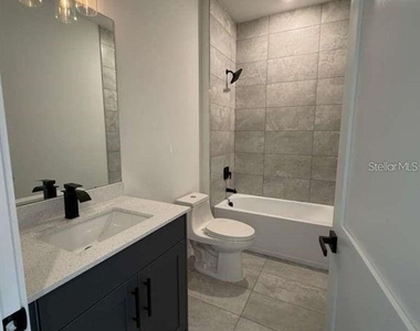 9905 N Odessa Way - Photo Thumbnail 18