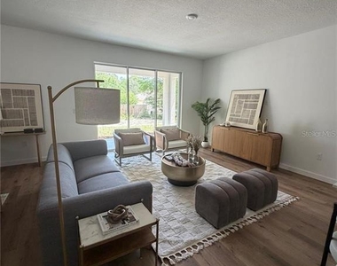 9905 N Odessa Way - Photo Thumbnail 8