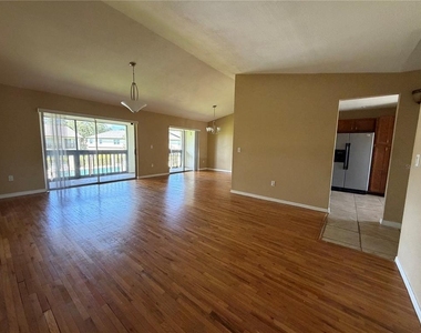 600 Northern Way - Photo Thumbnail 1