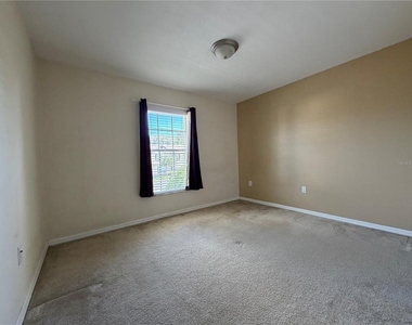 600 Northern Way - Photo Thumbnail 6
