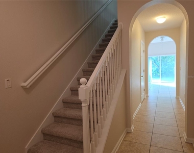 16661 Cedar Crest Drive - Photo Thumbnail 5