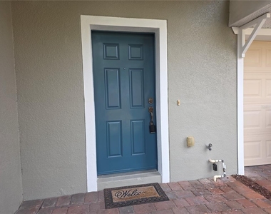 16661 Cedar Crest Drive - Photo Thumbnail 2