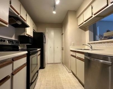 5500 Devonbriar Way - Photo Thumbnail 4