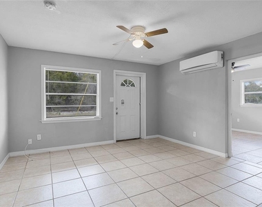 1086 Hibiscus Court - Photo Thumbnail 6