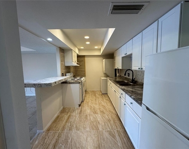 4575 S Texas Avenue - Photo Thumbnail 3