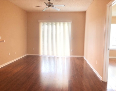 717 Secret Harbor Lane - Photo Thumbnail 14